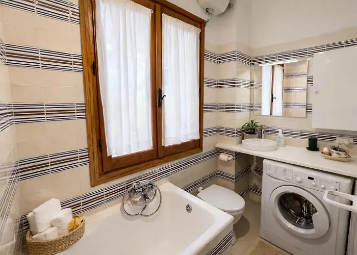 Alex On The With Sea View Semesterbostad *