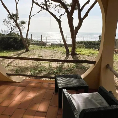 Casa de Férias Alex On The With Sea View Fox E Sali-monte Agumu