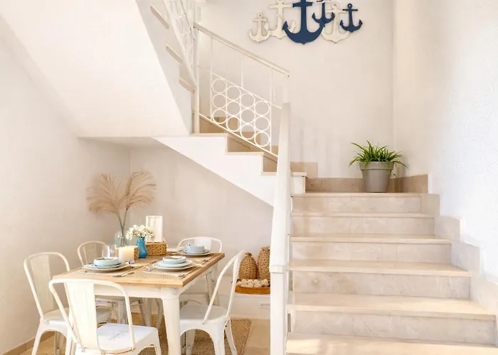 Σπίτι διακοπών Alex On The With Sea View *