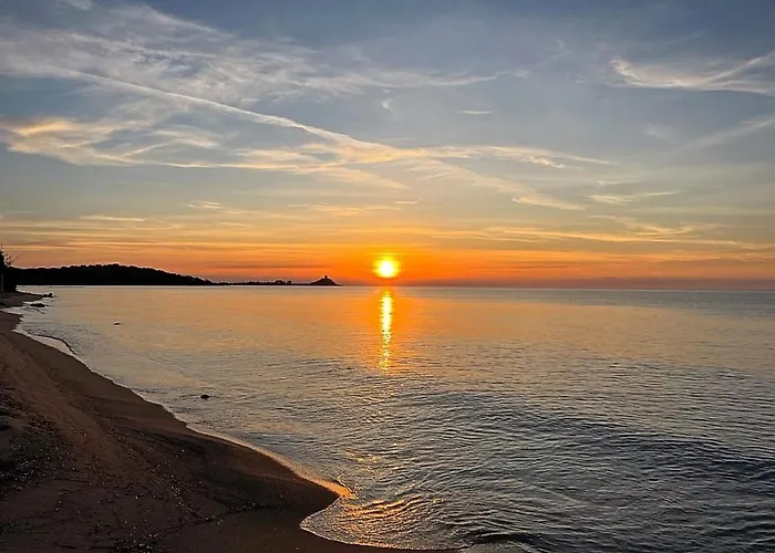 Σπίτι διακοπών Alex On The With Sea View Fox E Sali-monte Agumu