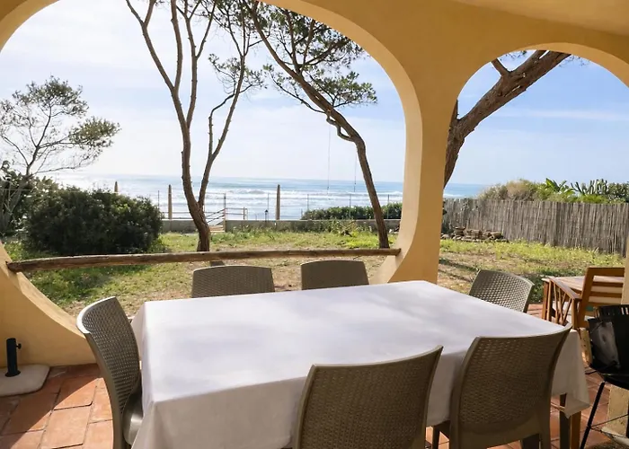 Alex On The With Sea View Holiday home