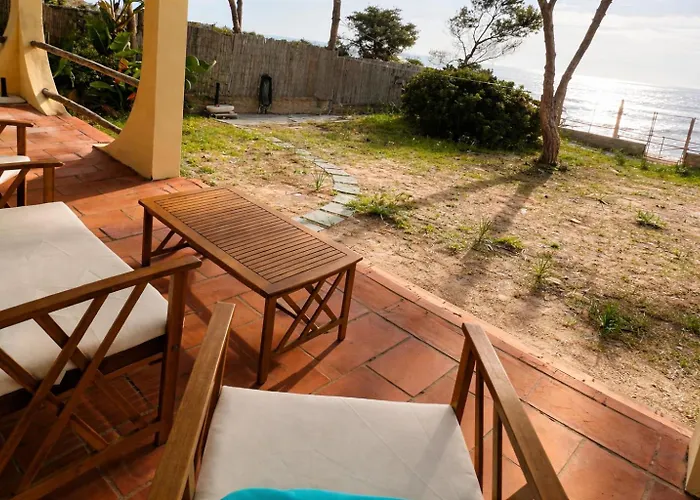 Holiday home Alex On The With Sea View Fox E Sali-monte Agumu